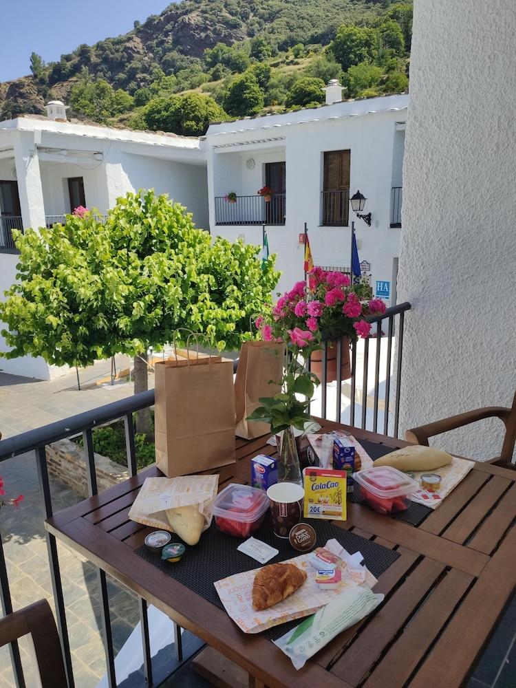 Villa Turistica De Bubion Luaran gambar