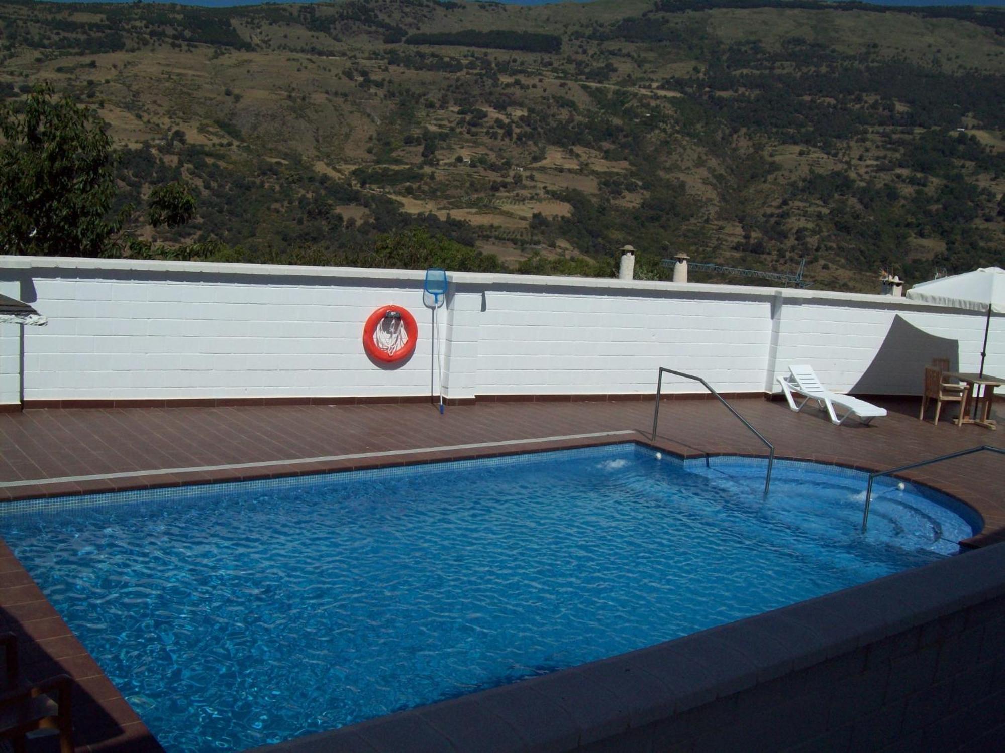 Villa Turistica De Bubion Luaran gambar