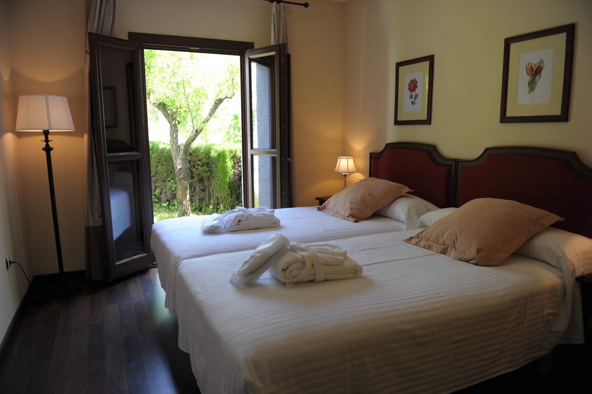 Villa Turistica De Bubion Luaran gambar